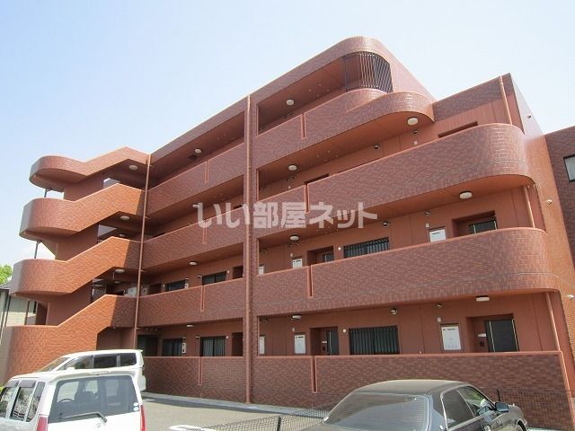 愛知県名古屋市北区三軒町（マンション）の賃貸物件の外観