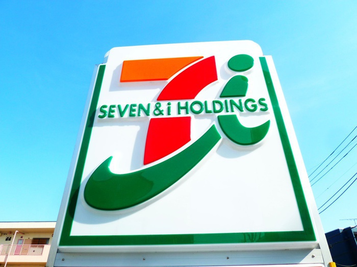 コンビニ　セブンイレブン八王子南大沢店（コンビニ）まで216m