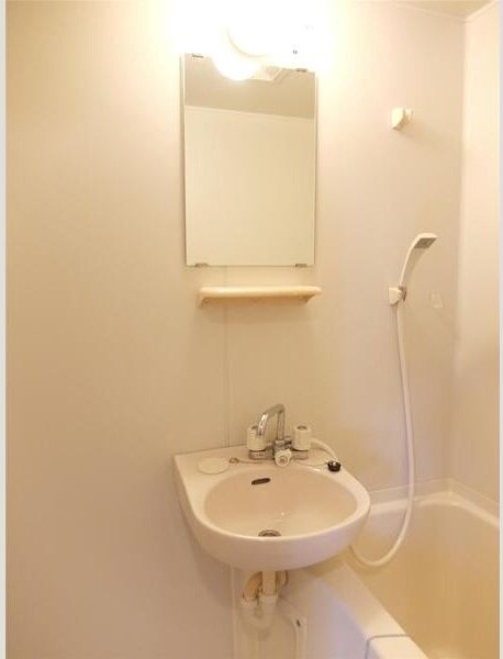 洗面設備　※他部屋参照