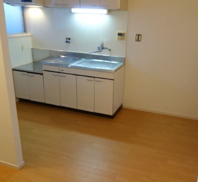 居室・リビング　キッチン