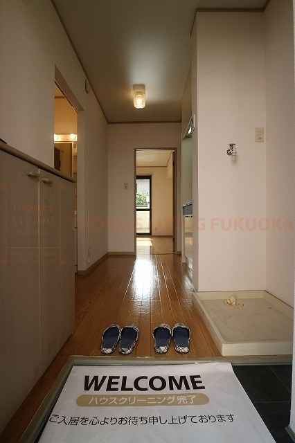 玄関　※別号室参考写真