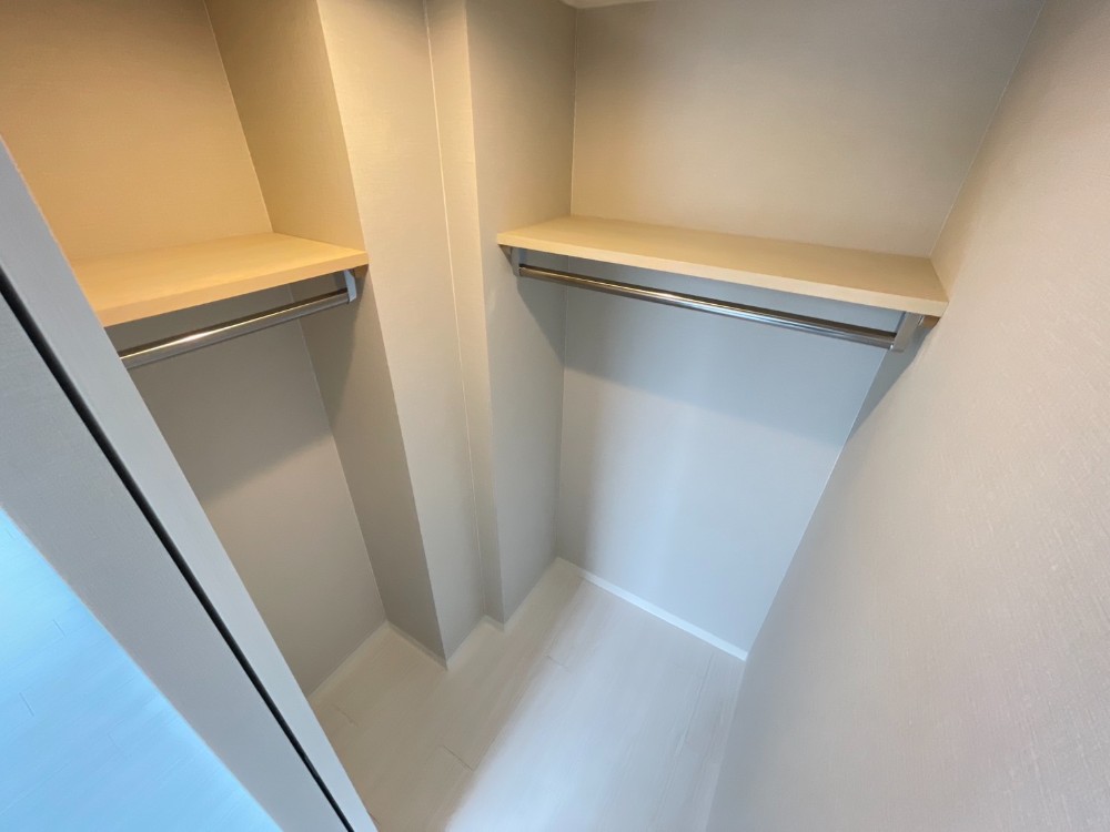収納　収納力のあるウォークインクローゼットです！