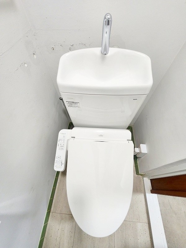トイレ　★温水洗浄便座トイレ★
