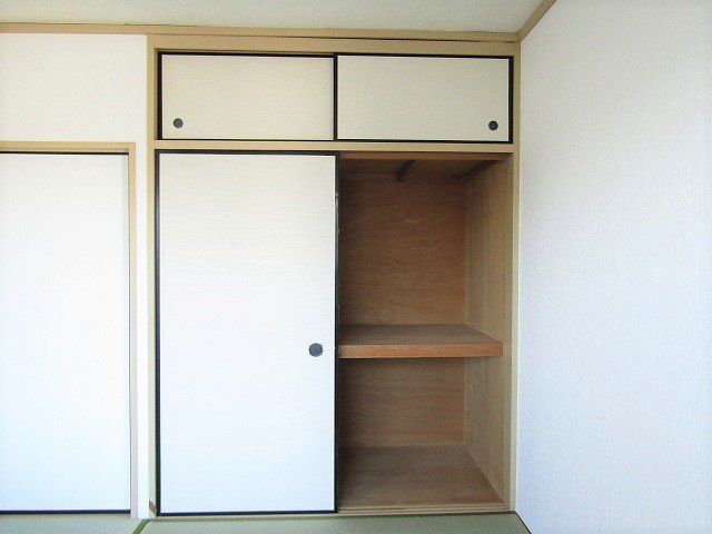 収納　和室6帖