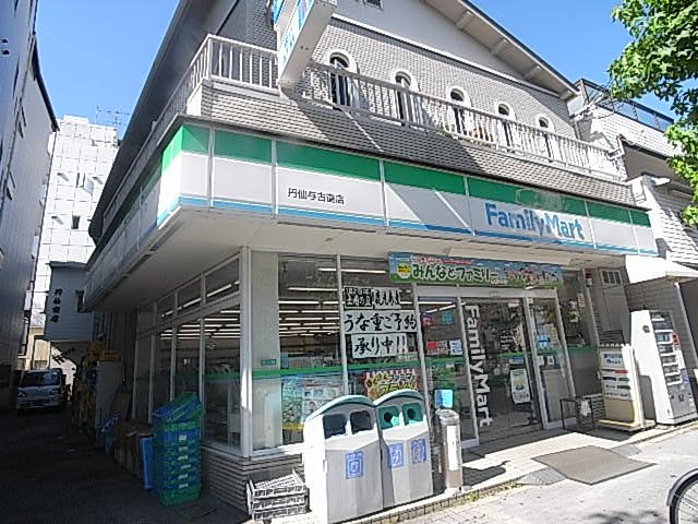 コンビニ　ファミリーマート　丹仙与古道店（コンビニ）まで374m
