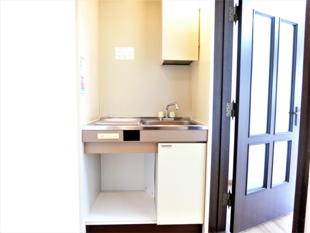 キッチン　ＩＨクッキングヒーター付いてます！