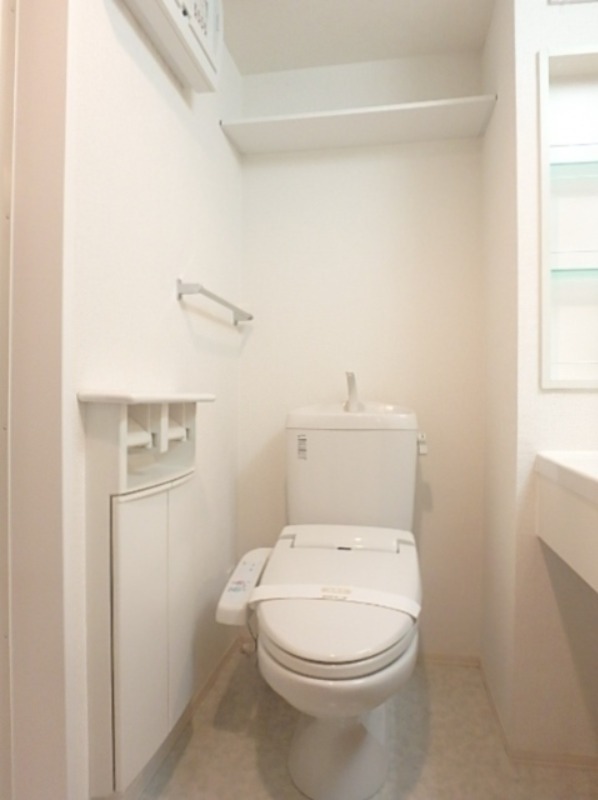 トイレ　図面と現状に相違がある場合には現状を優先