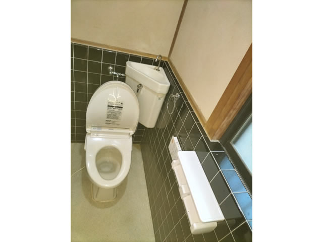 八幡東貸戸建住宅のトイレ写真