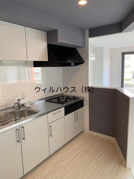 キッチン　３口ガスコンロのシステムキッチン！