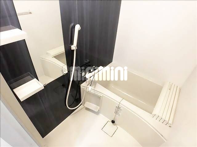 バス・シャワールーム　室内物干しです