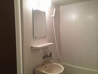 バス・シャワールーム　バスルーム