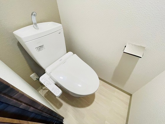 トイレ　※別部屋の写真です