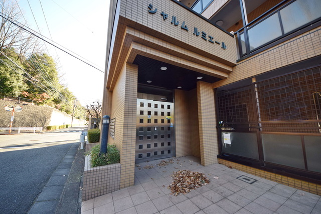 エントランス　☆セキュリティもおまかせ☆