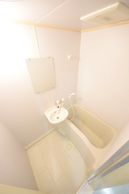 バス・シャワールーム　～一日の疲れを癒しましょう～