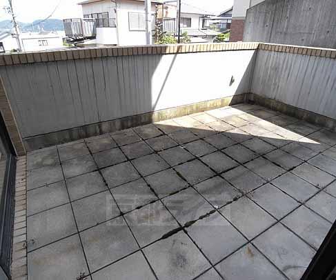 バルコニー　広いバルコニーです。