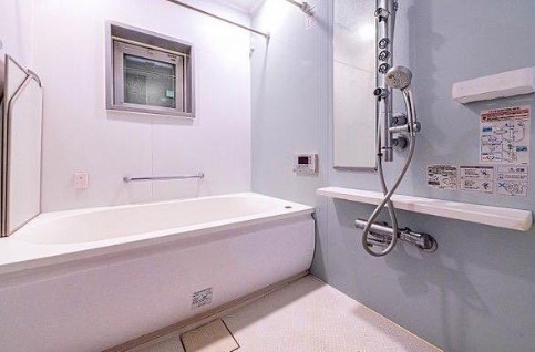 バス・シャワールーム　バス