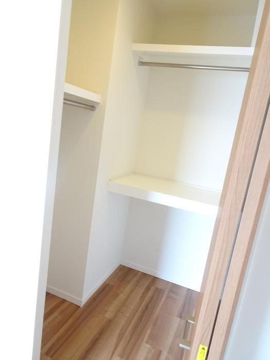 収納　ウォークインクローゼット
