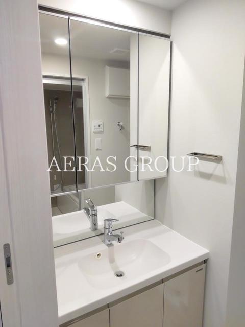 洗面設備　同仕様