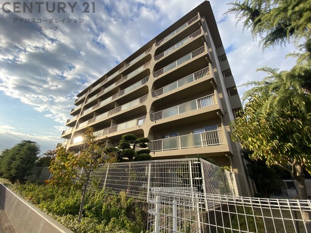 建物外観　エレベータ付きで、ベビーカーや重い荷物があっても便利！