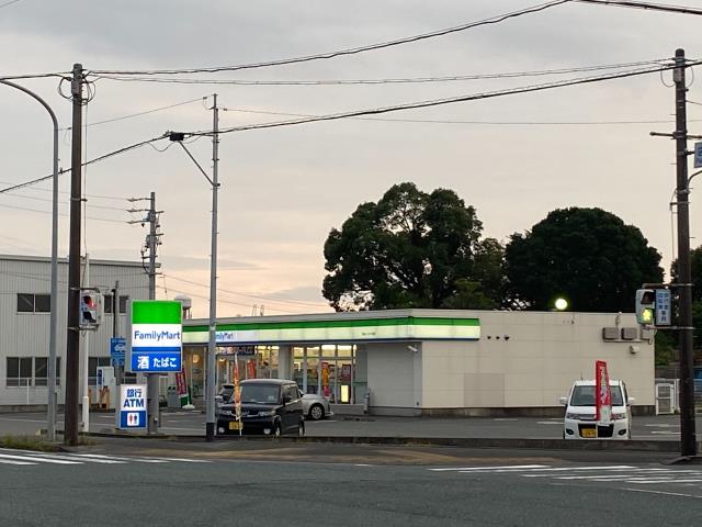 コンビニ　ファミリーマート　袋井インター南店（コンビニ）まで405m