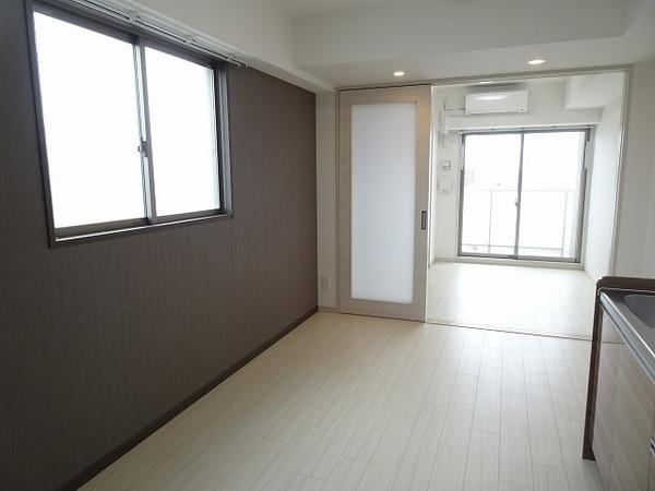 居室・リビング　室内きれいです！