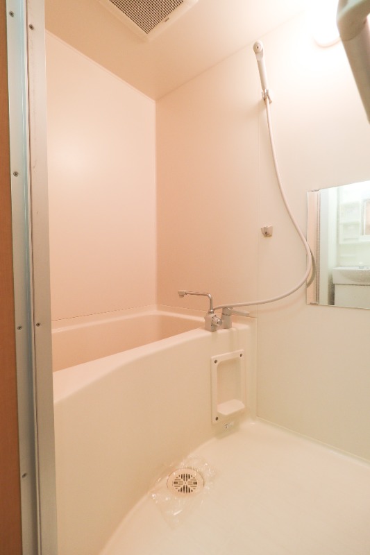 バス・シャワールーム　図面と現状に相違がある場合には現状を優先