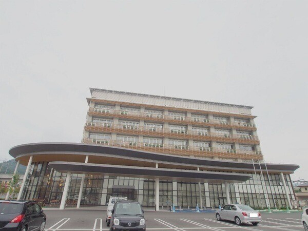 役所　武雄市役所（役所）まで1611m