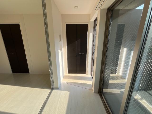 玄関　玄関（イメージ）