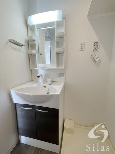 洗面設備　同仕様