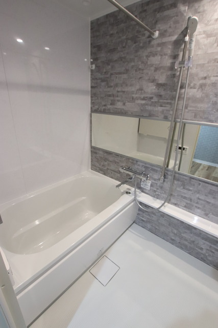 バス・シャワールーム　★追焚機能付きバスルーム★