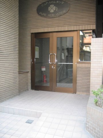 エントランス　「入口部分」