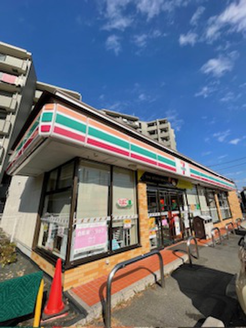 コンビニ　セブンイレブンさいたま大谷場店（コンビニ）まで340m