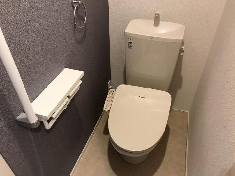 トイレ　トイレ