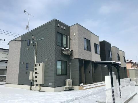 建物外観　外観写真（昼）