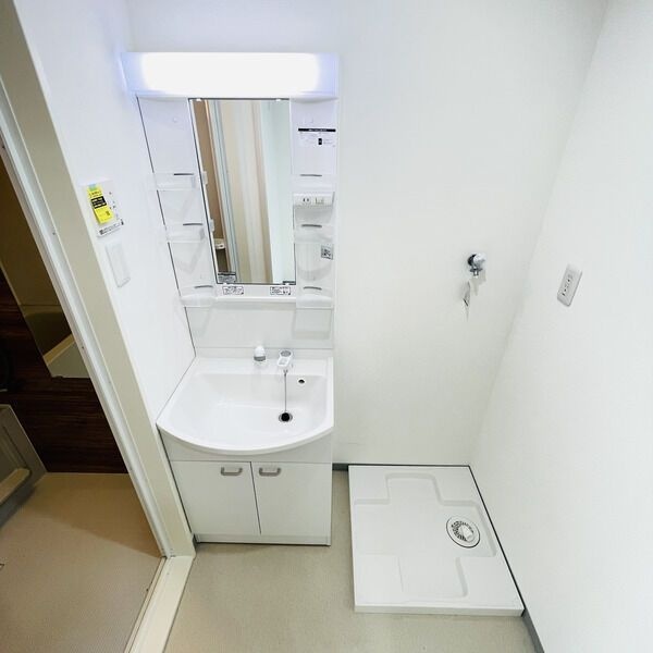 洗面設備　洗髪洗面化粧台