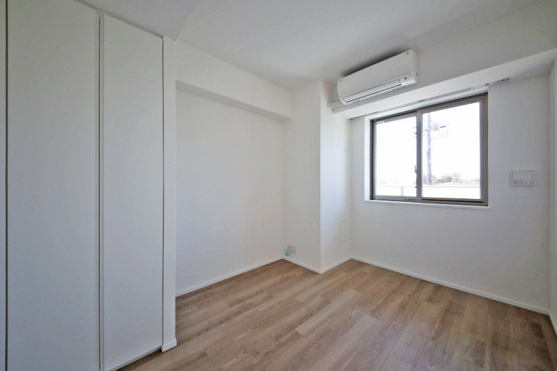 その他設備　エアコン付き居室※同タイプ参考写真※