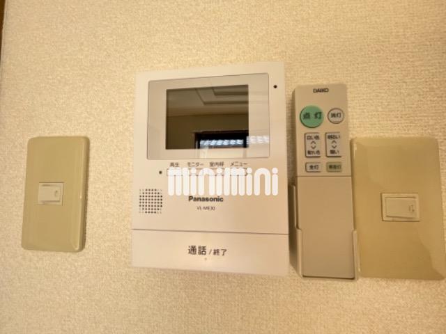 セキュリティ　女性にも安心のテレビ付きモニターホンです