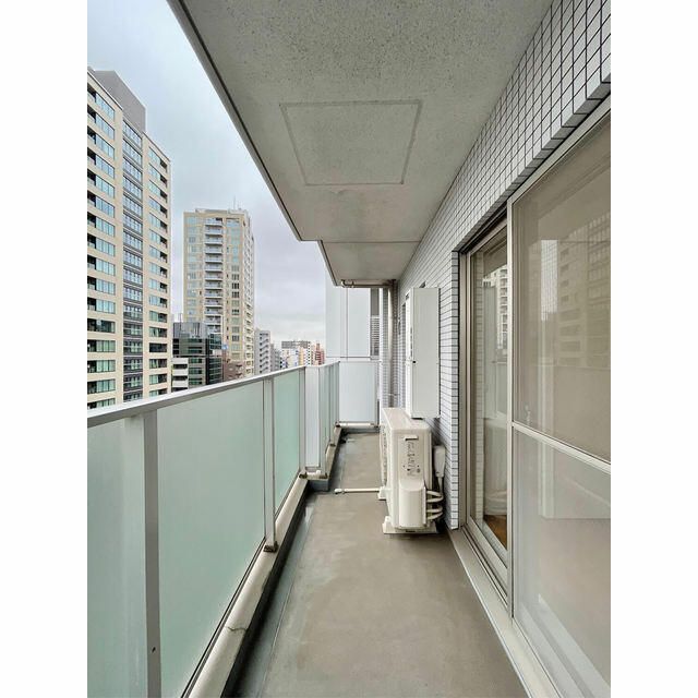 バルコニー　別タイプ部屋　参考写真です