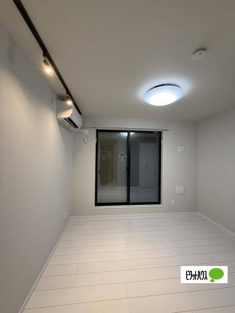 居室・リビング　人気の洋室です。