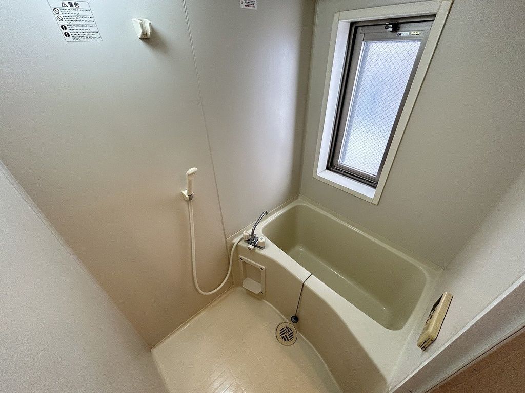 バス・シャワールーム　窓のあるお風呂★