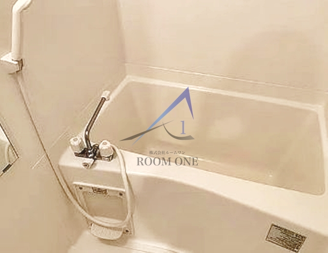 バス・シャワールーム　お風呂です。