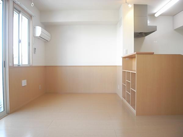 居室・リビング　内装