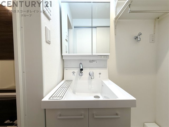 洗面設備　コンパクトで使いやすい洗面所