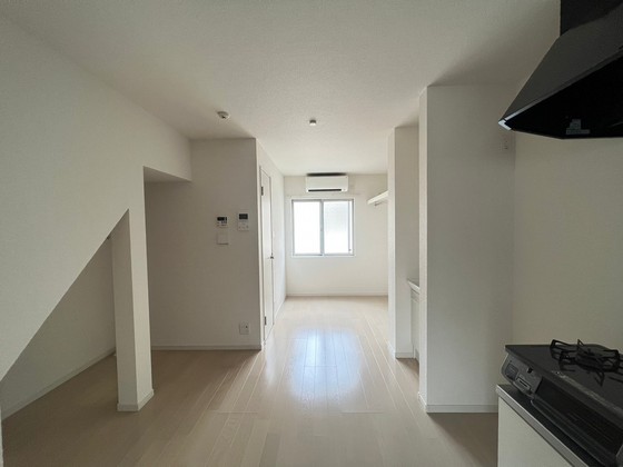 居室・リビング　※別部屋の写真です