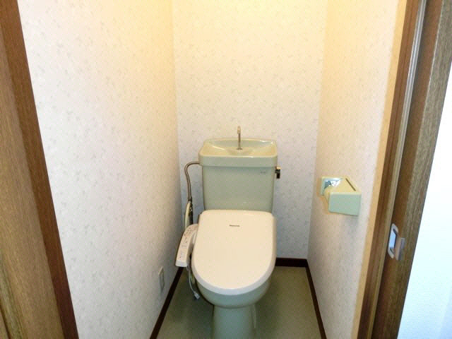 トイレ　トイレ