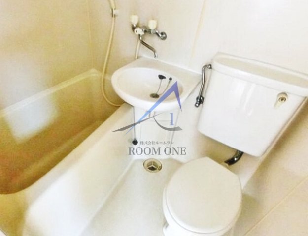 バス・シャワールーム　お風呂です。