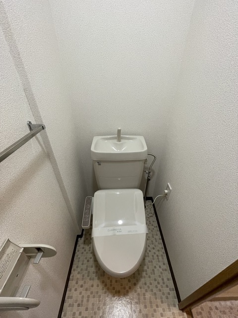 トイレ　※別部屋参考写真