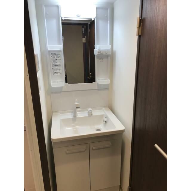 バス・シャワールーム　※同タイプ別室参考写真使用