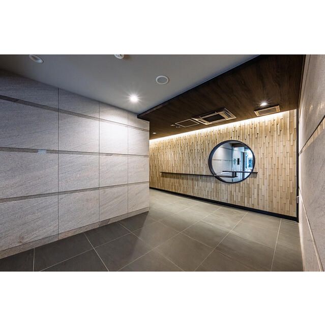 ロビー　落ち着いたロビーです