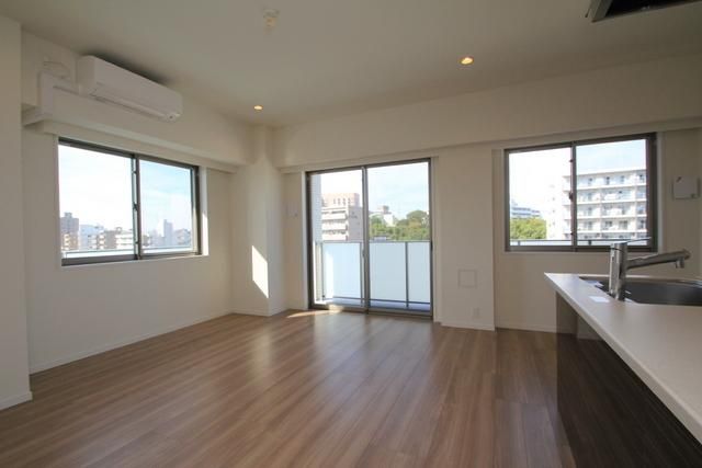 居室・リビング　リビングルーム１６．６９帖